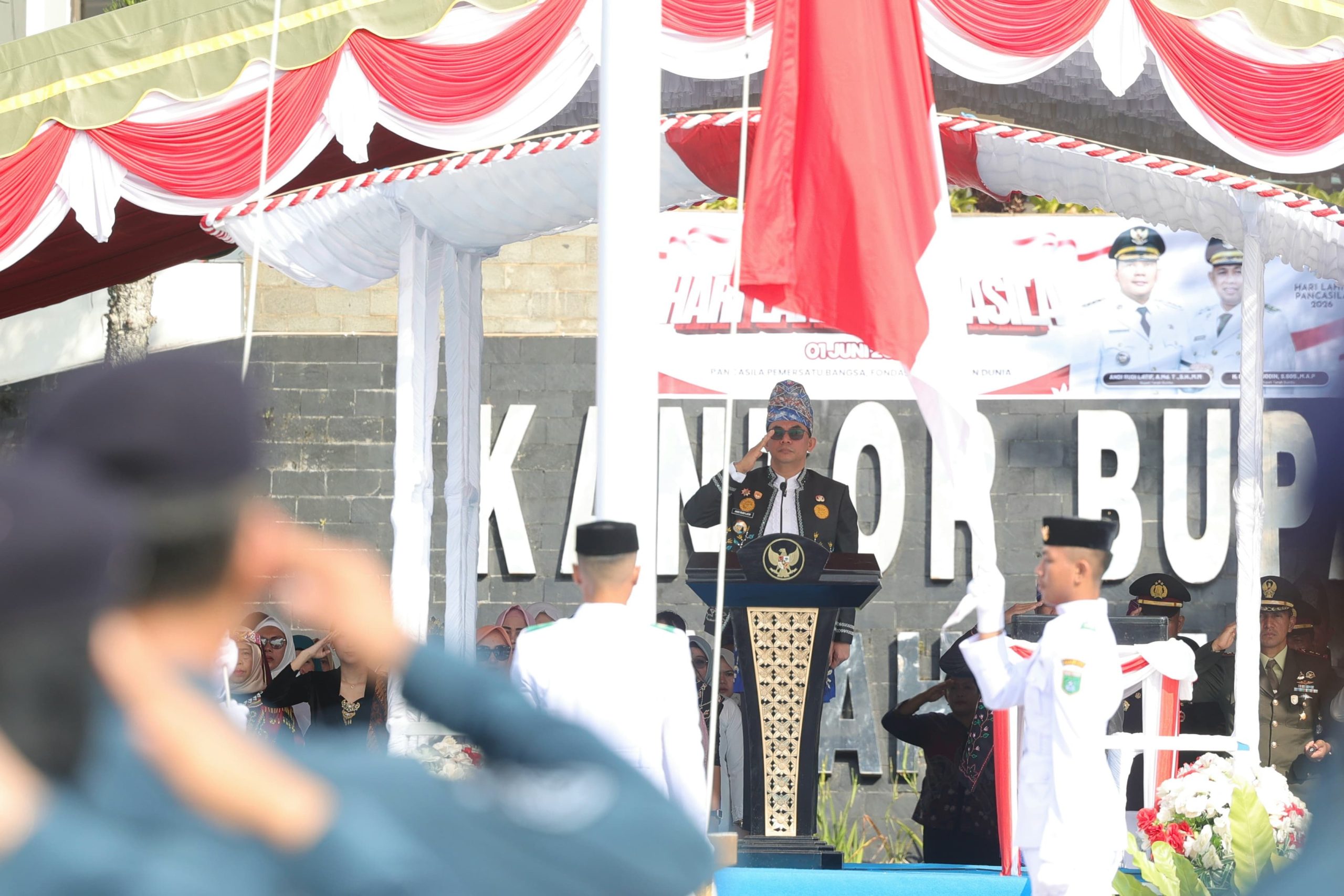 Bupati Andi Rudi Latif Ingatkan Nilai Luhur Pancasila Bukan Sekadar Hiasan, Tapi Pedoman Kehidupan