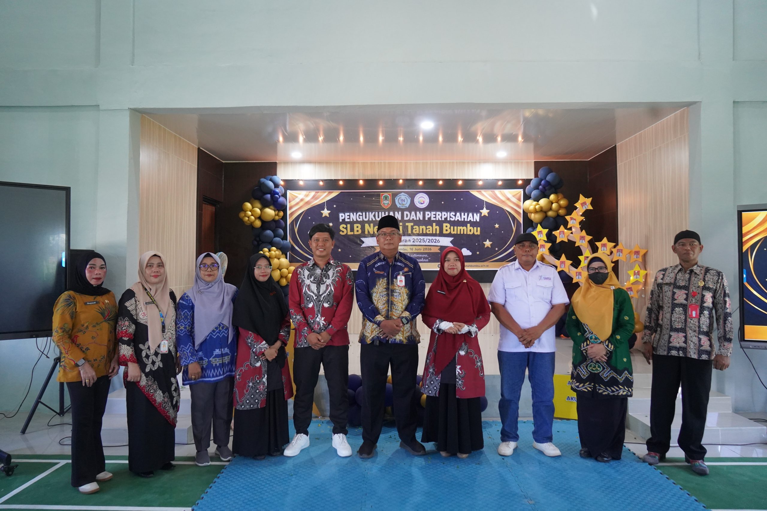 Bupati Tanah Bumbu Apresiasi Kreativitas Siswa SLB di Perpisahan Akhir Tahun Pembelajaran 2025/2026
