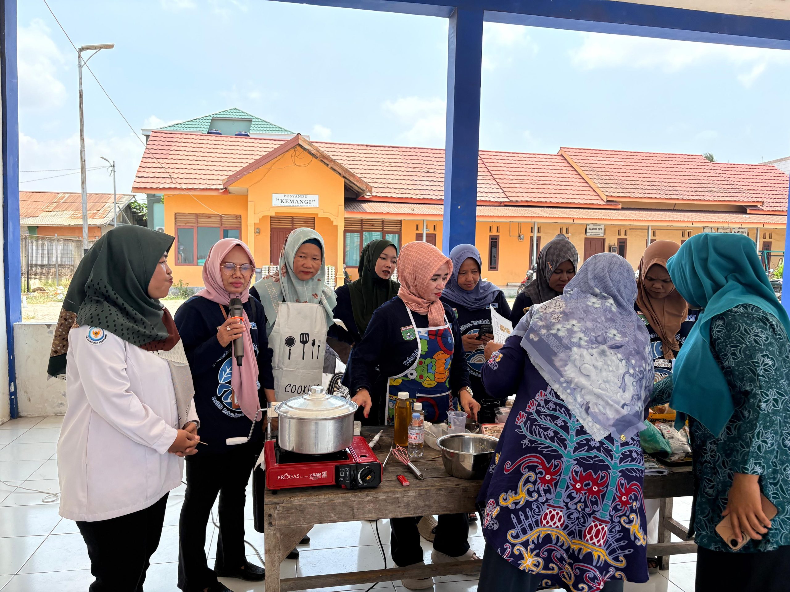 Sekolah Pangan Tanah Bumbu, Bupati Andi Rudi Latif Dorong Inovasi Olahan Ikan untuk Ekonomi Keluarga dan Pencegahan Stunting